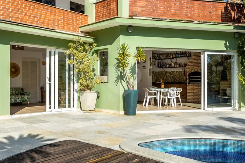 Sobrado com 4 quartos à venda em Vila Romana – SP