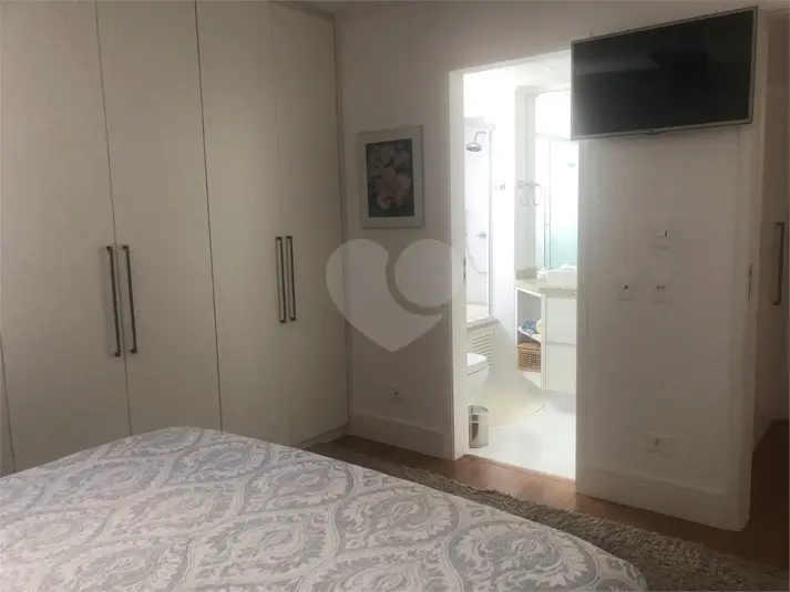 Apartamento com 3 quartos à venda em Moema – SP