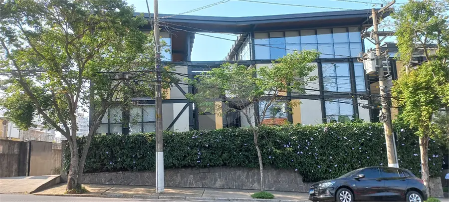 Salas à venda ou para alugar em Vila Madalena – SP