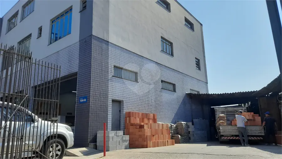 Prédio inteiro à venda em Jaguara – SP