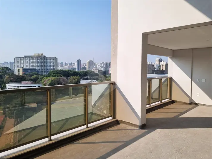Apartamento com 4 quartos à venda em Moema – SP