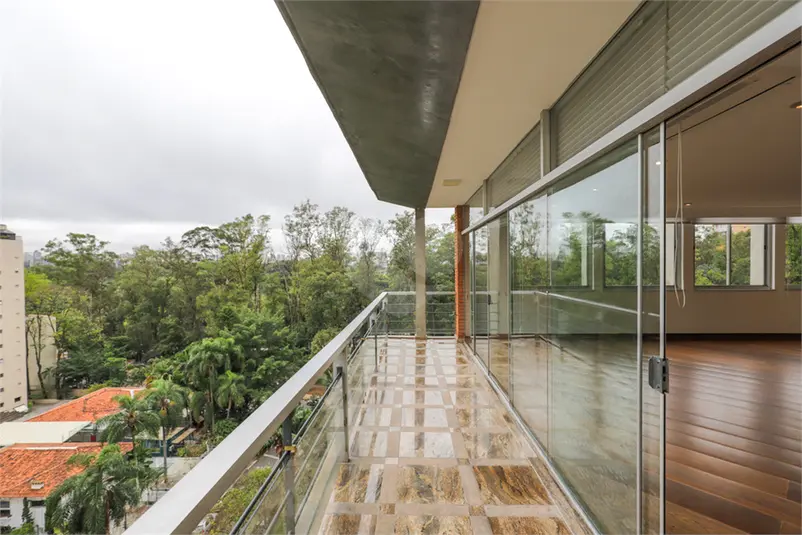 Apartamento com 4 quartos à venda ou para alugar em Vila Nova Conceição – SP