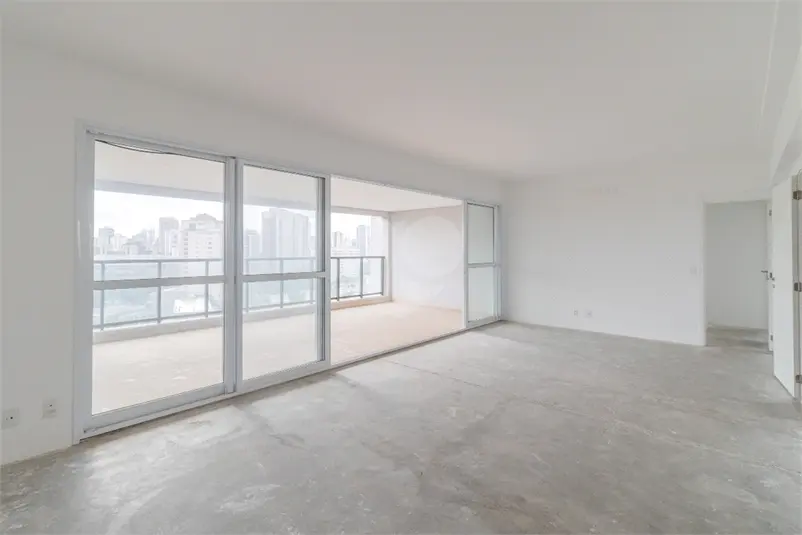Apartamento com 3 quartos à venda em Moema – SP