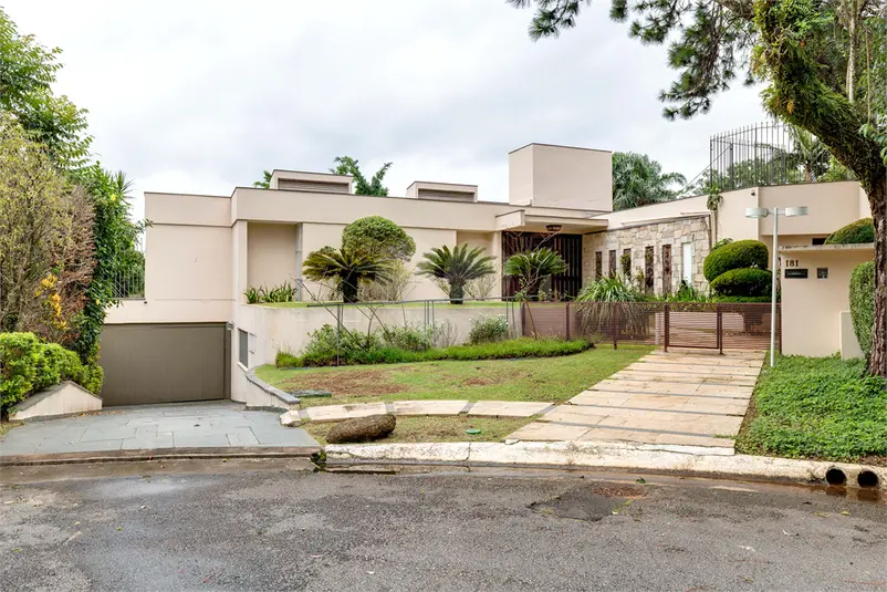 Casa com 4 quartos à venda em Chácara Flora – SP