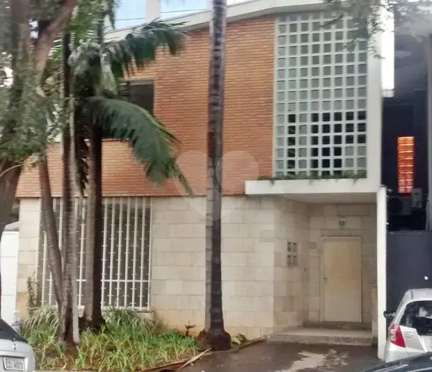 Casa térrea à venda em Jardim Paulista – SP