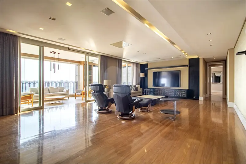 Apartamento com 3 quartos à venda em Ibirapuera – SP
