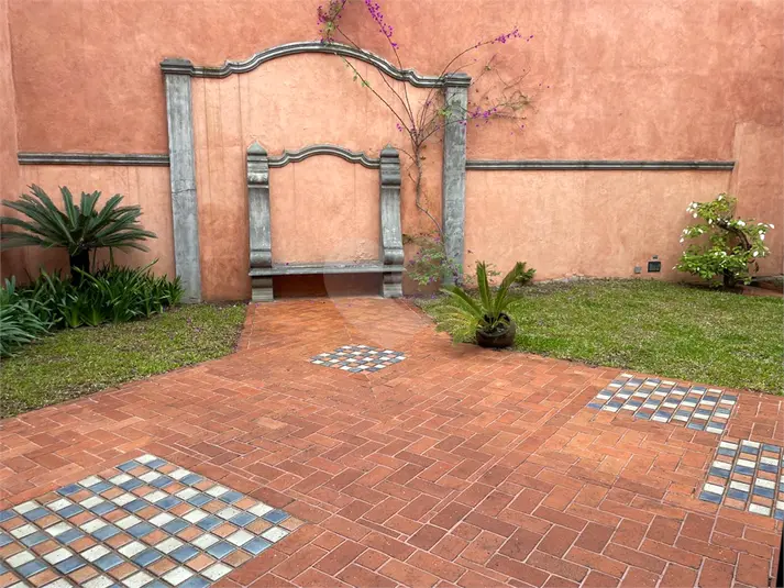 Casa com 4 quartos à venda ou para alugar em Morumbi – SP