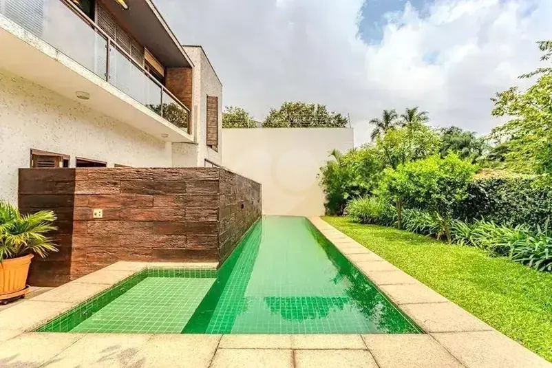 Casa de vila com 4 quartos à venda em Cidade Jardim – SP