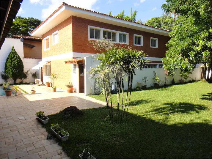 Sobrado com 6 quartos à venda em Morumbi – SP