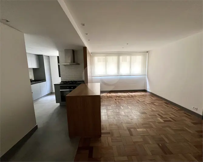 Apartamento com 2 quartos para alugar em Cerqueira Cesar – SP