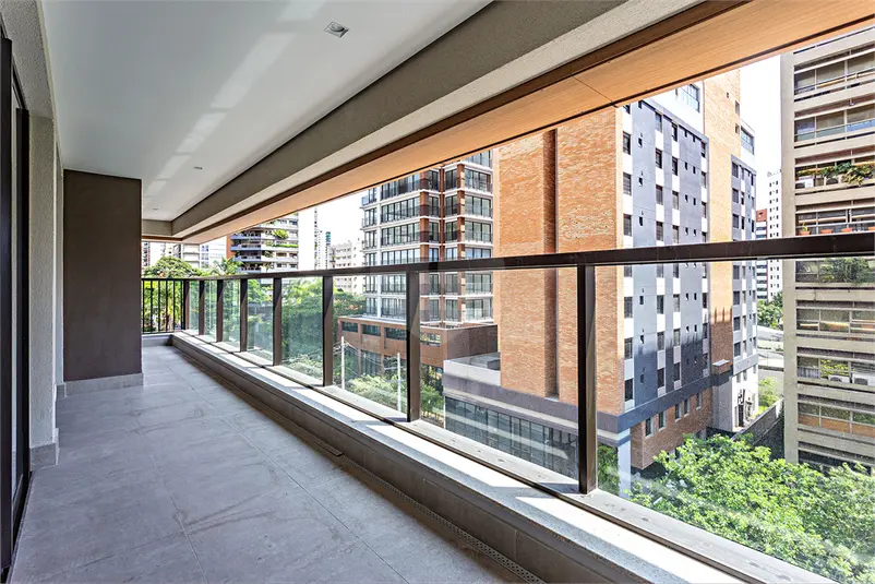 Apartamento com 3 quartos à venda em Moema – SP