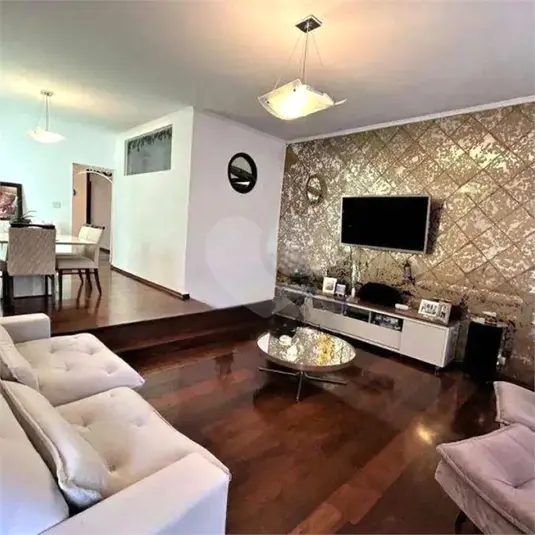 Casa térrea com 3 quartos à venda ou para alugar em City America – SP