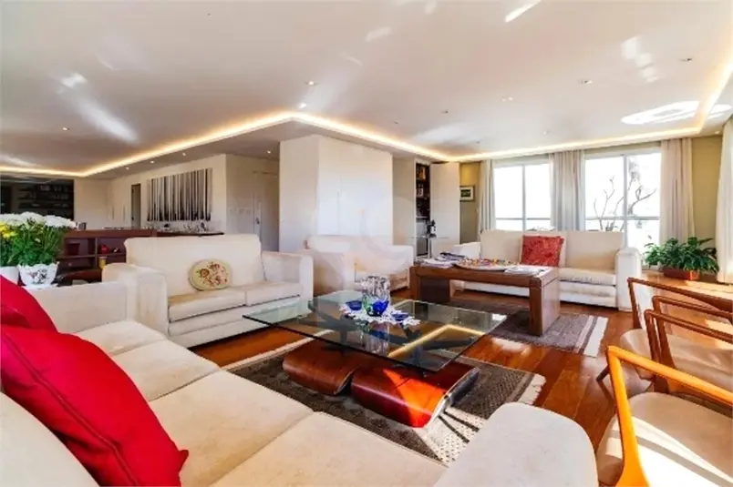 Duplex com 4 quartos à venda em Higienópolis – SP