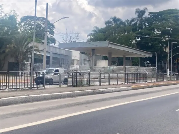 Terreno à venda ou para alugar em Santo Amaro – SP