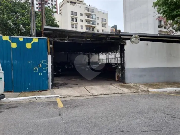 Sobrado à venda ou para alugar em Vila Mariana – SP