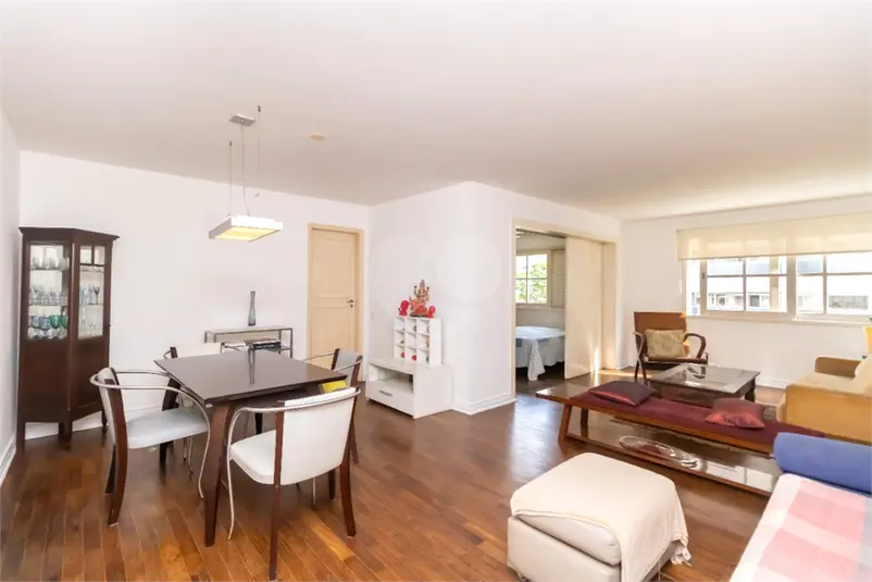 Apartamento com 3 quartos à venda em Moema – SP