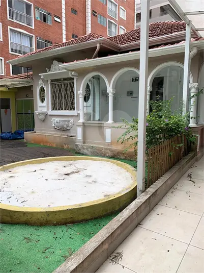 Casa térrea com 4 quartos à venda em Moema – SP