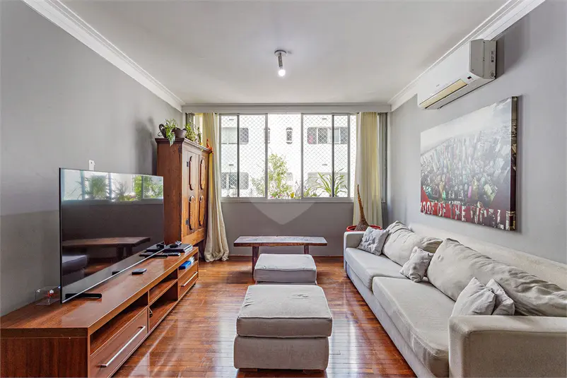 Apartamento com 3 quartos à venda em Vila Nova Conceição – SP