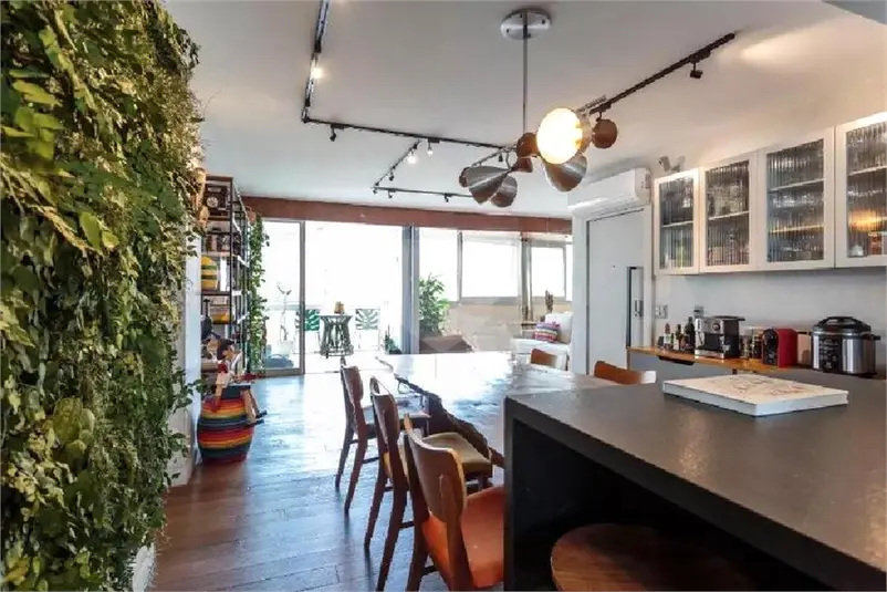 Apartamento com 4 quartos à venda em Moema – SP
