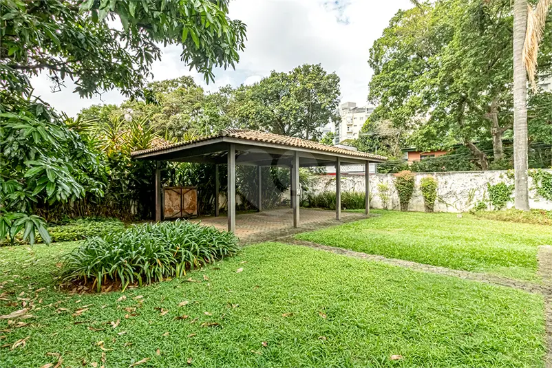 Casa térrea com 3 quartos à venda em Butantã – SP