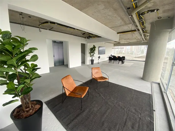 Apartamento com 4 quartos à venda em Moema – SP