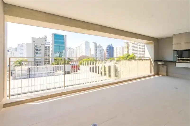 Apartamento com 3 quartos à venda em Moema – SP