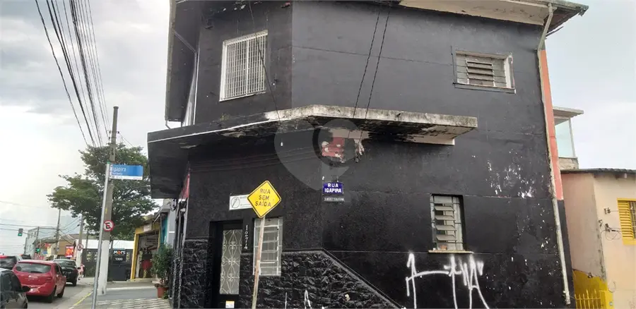 Prédio inteiro à venda em Santana – SP