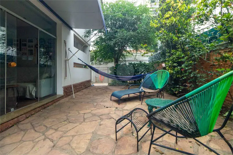Sobrado com 4 quartos à venda em Vila Madalena – SP