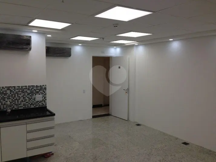 Salas à venda ou para alugar em Barra Funda – SP