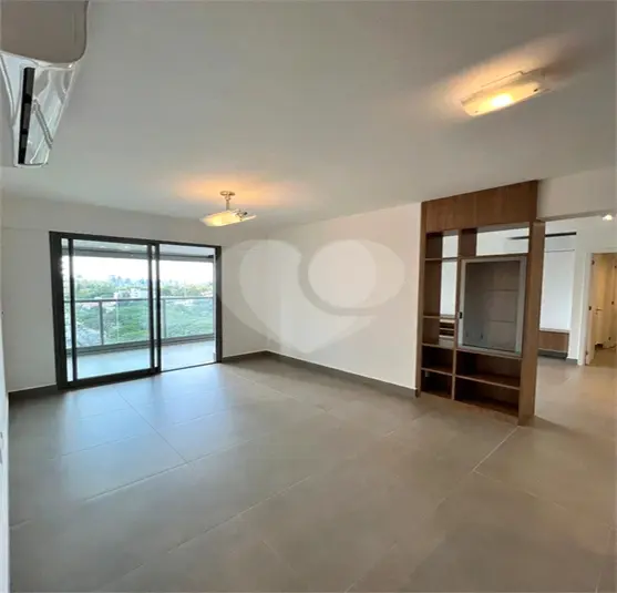 Duplex com 2 quartos à venda em Moema – SP