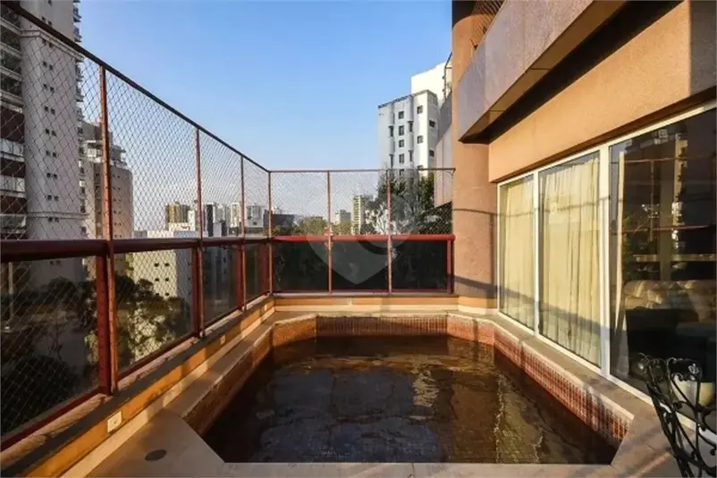 Apartamento com 4 quartos à venda em Morumbi – SP