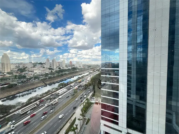 Lajes Corporativas à venda em Bom Retiro – SP