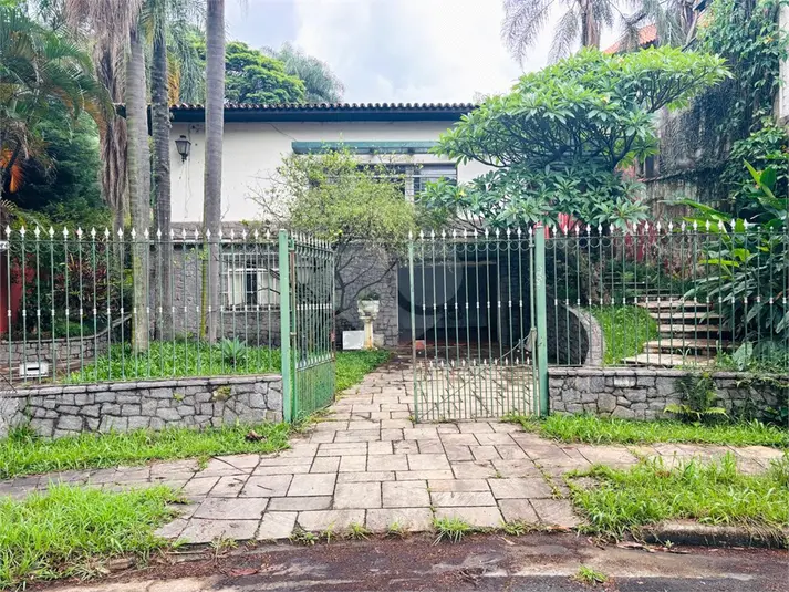 Casa com 4 quartos à venda em Butantã – SP