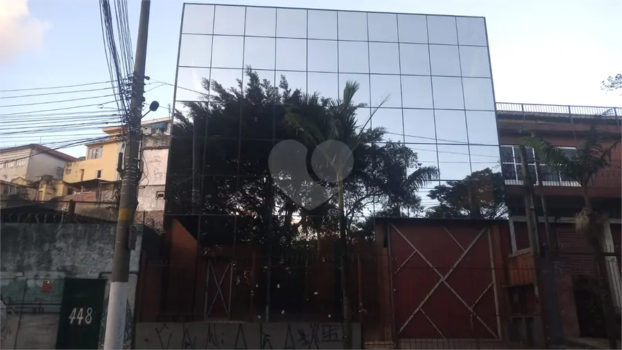 Prédio inteiro à venda em Parque Novo Mundo – SP