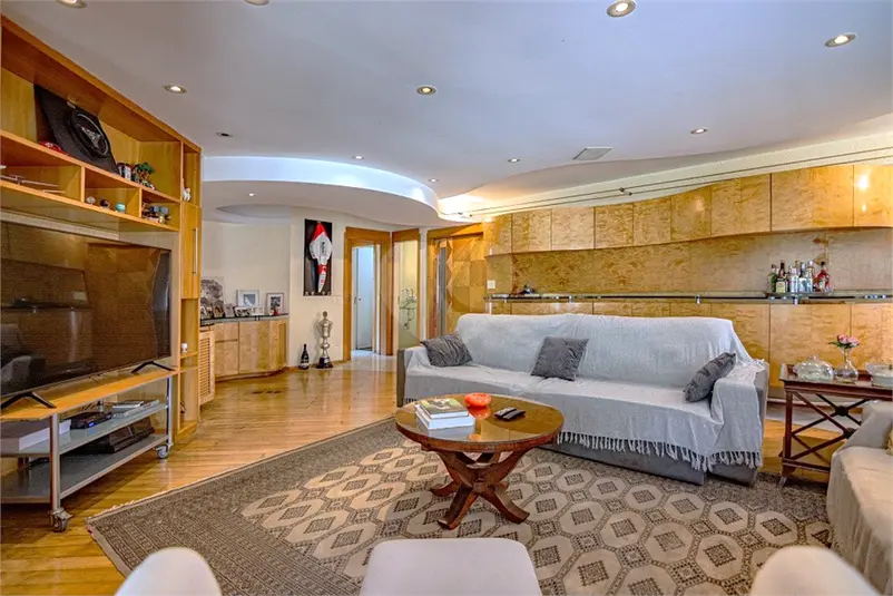 Apartamento com 4 quartos à venda em Moema – SP