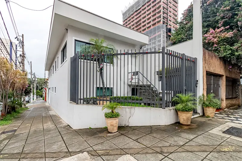 Casa térrea com 1 quarto à venda em Perdizes – SP
