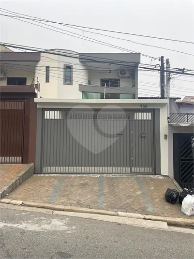 Sobrado com 4 quartos à venda em Vila Camilópolis – SP