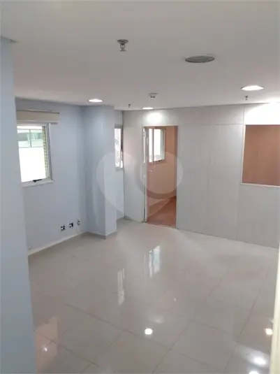 Salas à venda ou para alugar em Santana – SP