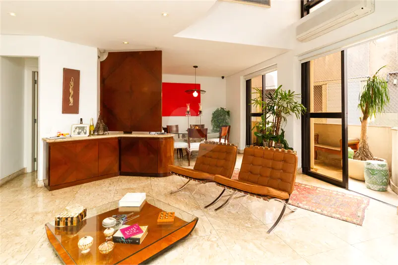 Apartamento com 3 quartos à venda ou para alugar em Vila Nova Conceição – SP