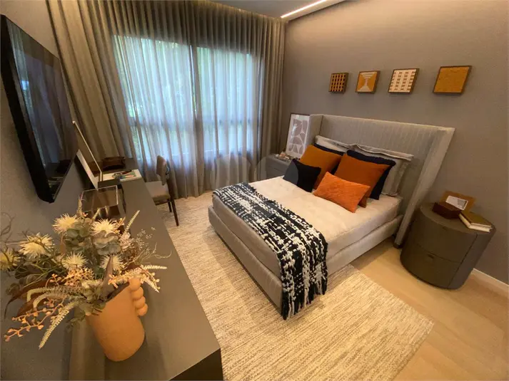 Apartamento com 3 quartos à venda em Moema – SP