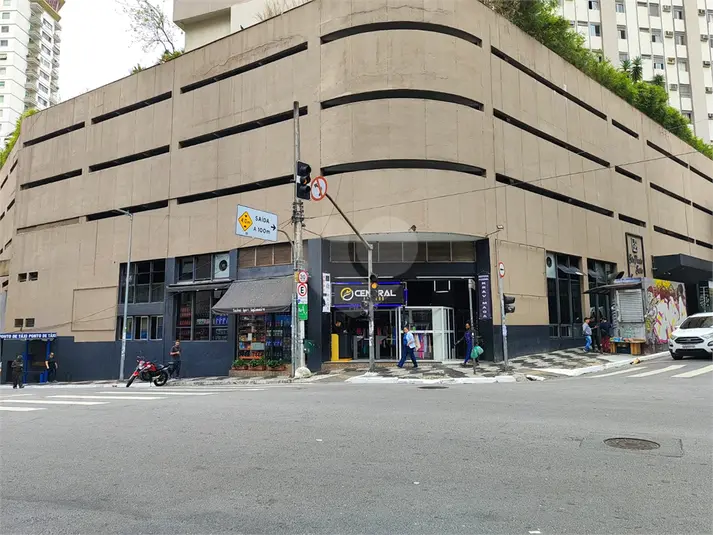 Prédio inteiro à venda em Bela Vista – SP