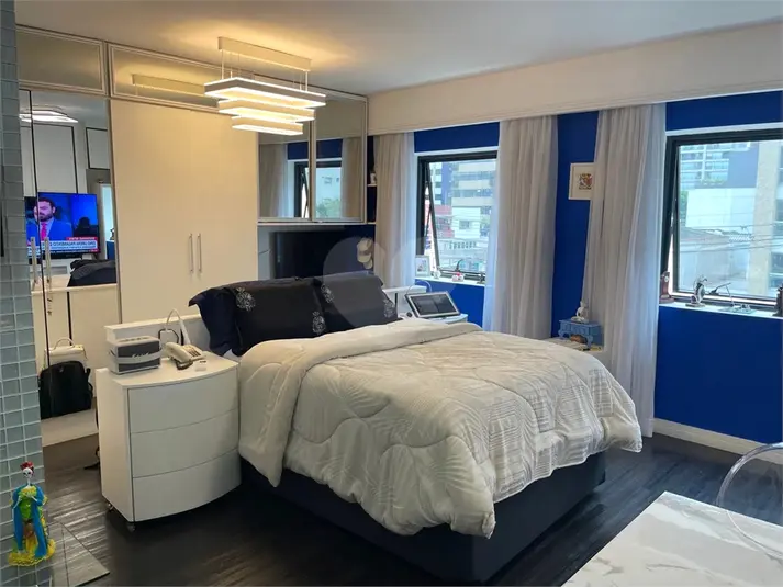 Flat com 1 quarto à venda em Moema – SP