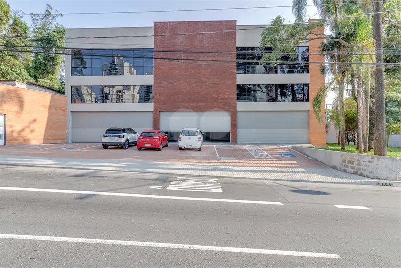 Loja à venda ou para alugar em Jardim Marajoara – SP