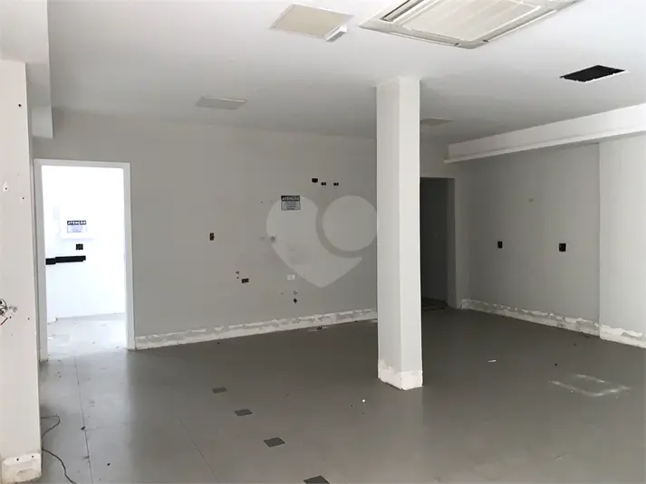 Casa com 3 quartos à venda ou para alugar em Jardim Guedala – SP