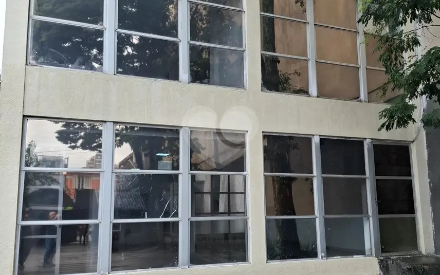 Prédio inteiro à venda ou para alugar em Paraíso – SP