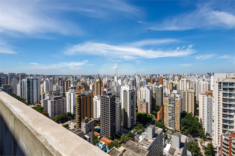 Cobertura com 4 quartos à venda em Moema – SP