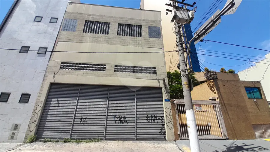 Galpão para alugar em Santana – SP