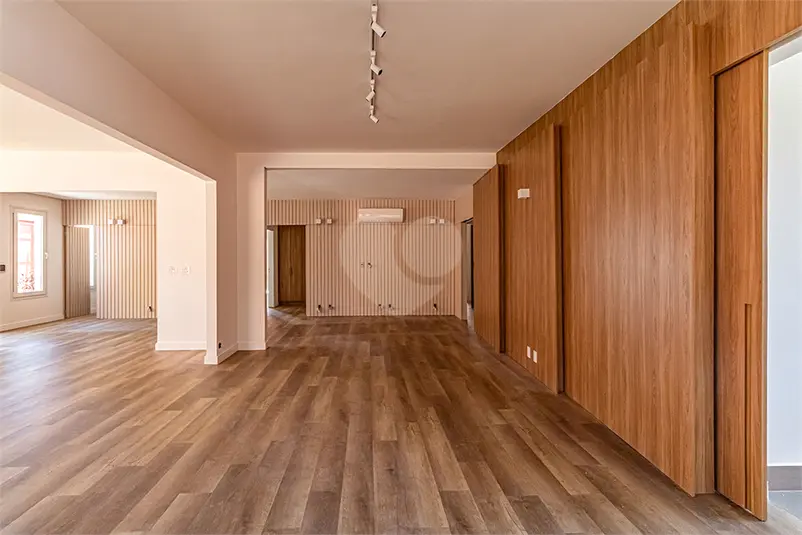 Casa com 3 quartos à venda em Alto de Pinheiros – SP