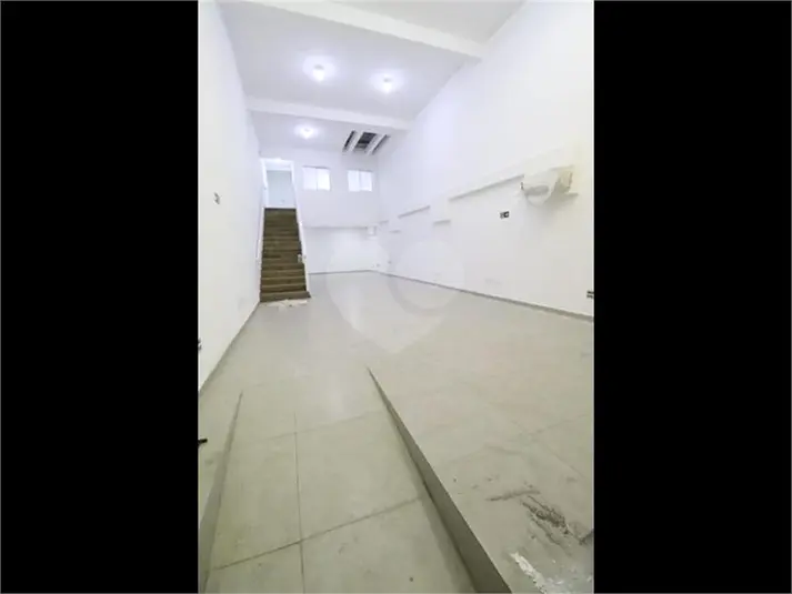 Salão Comercial para alugar em Aclimação – SP