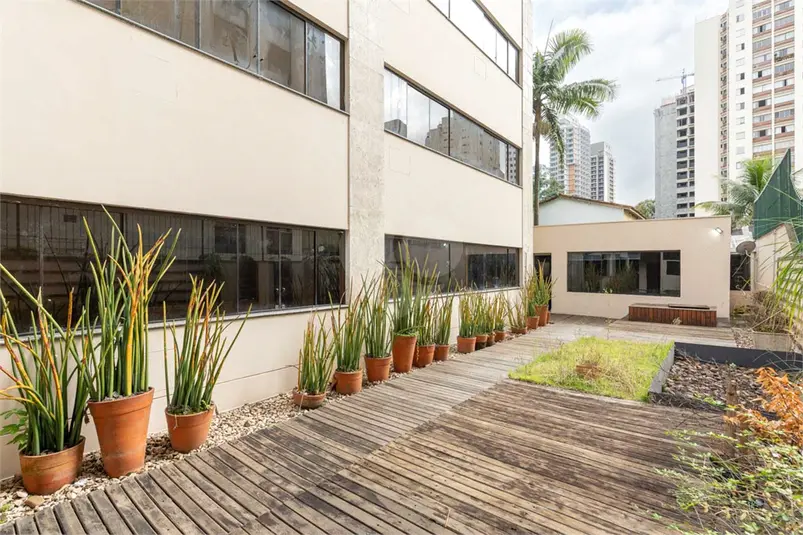 Prédio inteiro à venda em Campo Belo – SP